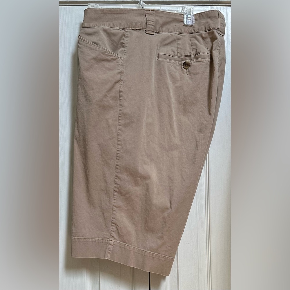 Cool and Comfortable Khaki Shorts
